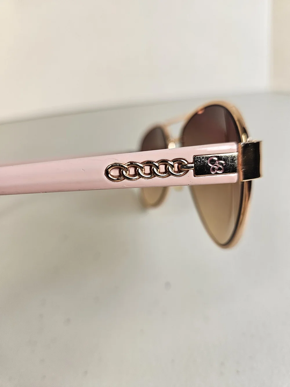 Jessica Simpson Gold Frame Brown to Pink Gradient Aviator Sunglasses